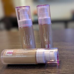 UOMA Beauty Perfecting Foundation - Honey Honey T3, Brand New.